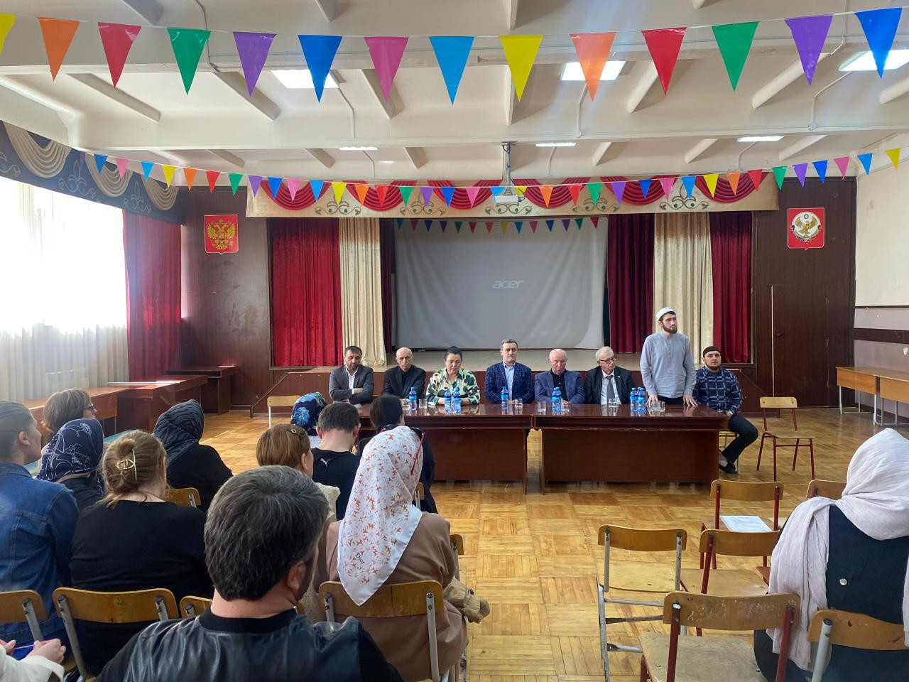 Общешкольное родительское собрание по профилактике терроризма и экстремизма прошло в махачкалинской школе № 29